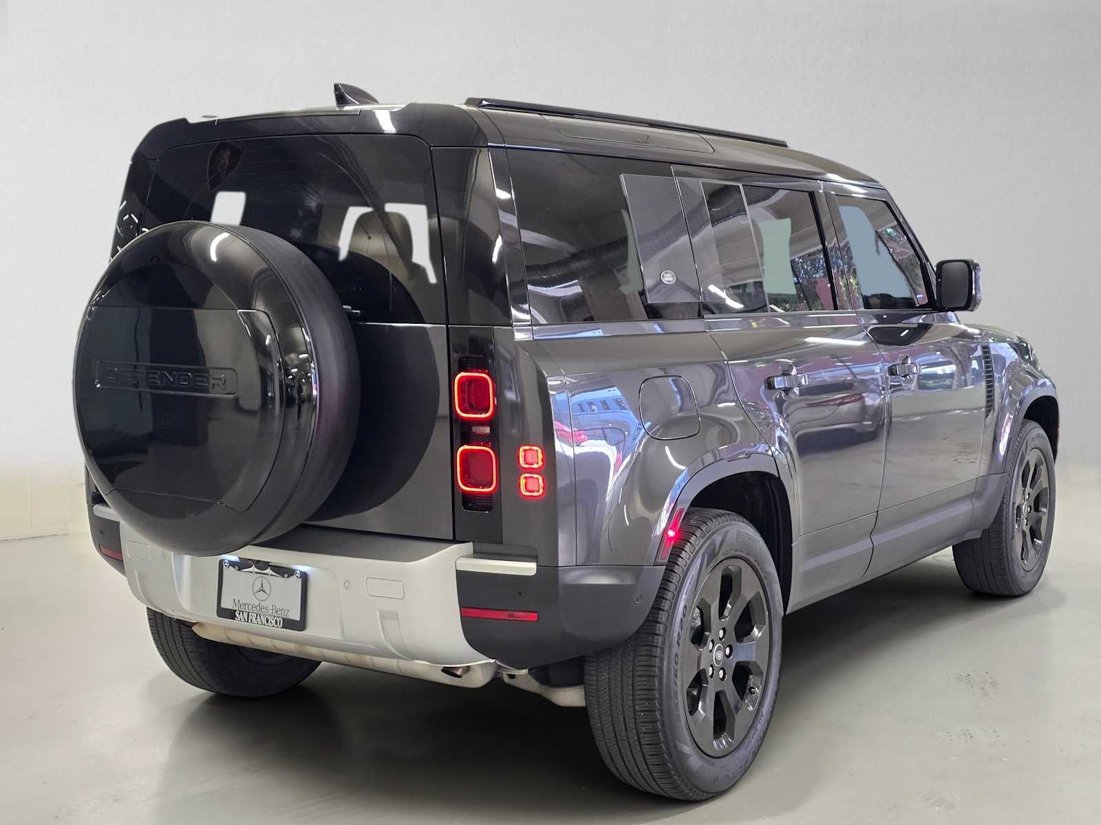 2024 Land Rover Defender S 110 P300