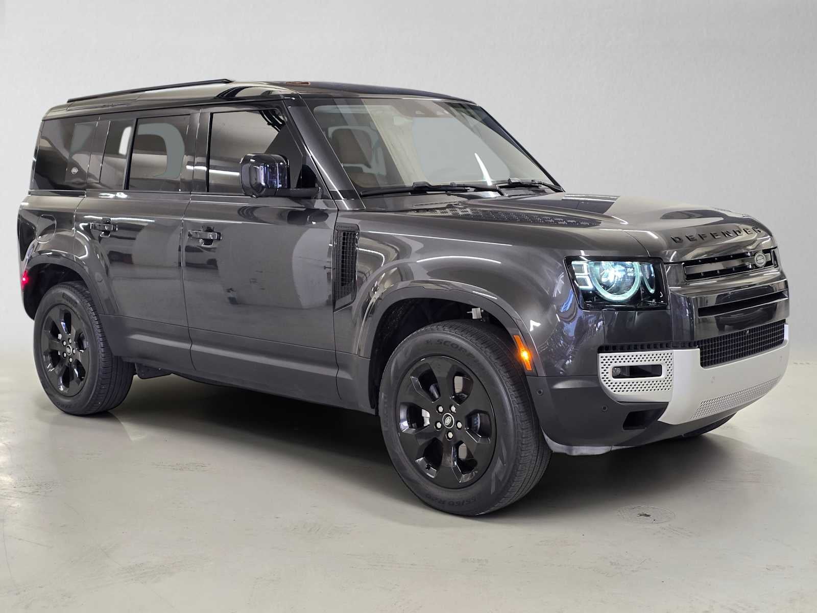 2024 Land Rover Defender S 110 P300