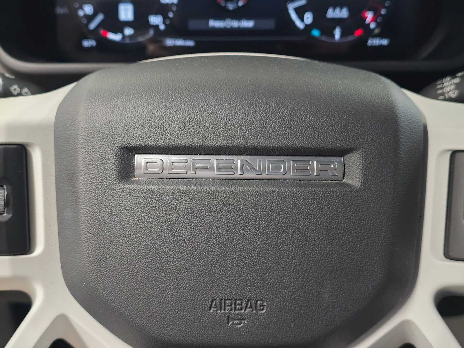 2025 Land Rover Defender S 110 P300