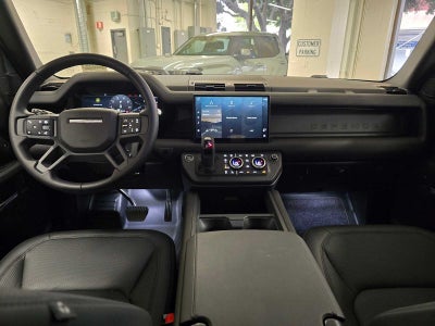 2025 Land Rover Defender S 110 P300