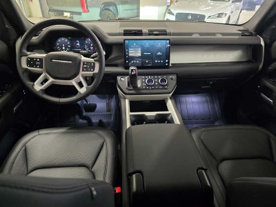 2025 Land Rover Defender S 110 P300