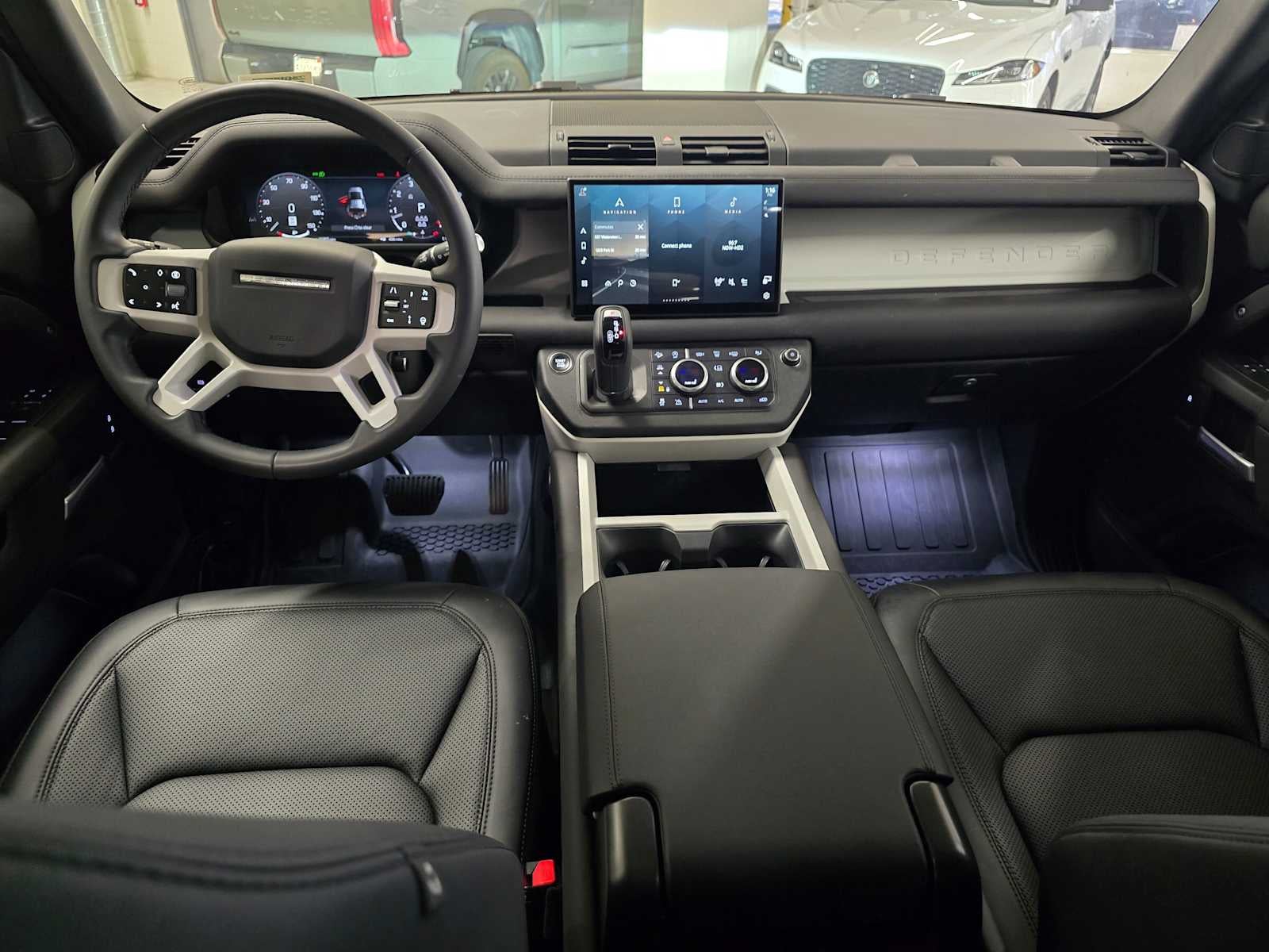 2025 Land Rover Defender S 110 P300
