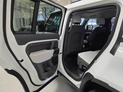 2025 Land Rover Defender S 130 P400