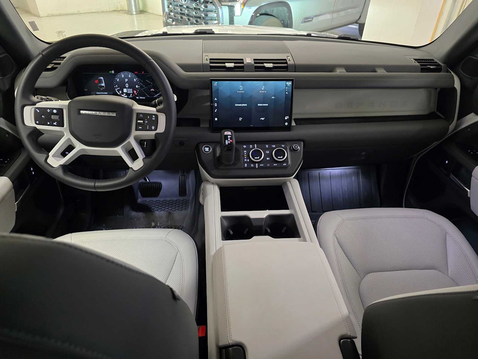 2025 Land Rover Defender S 130 P400