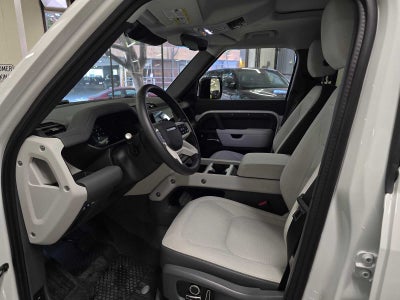 2025 Land Rover Defender S 130 P400