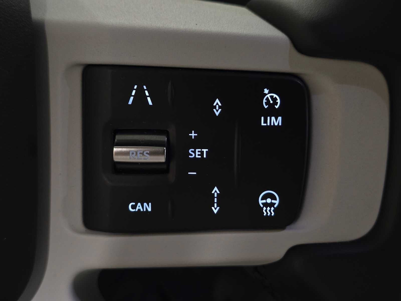 2025 Land Rover Defender S 130 P400