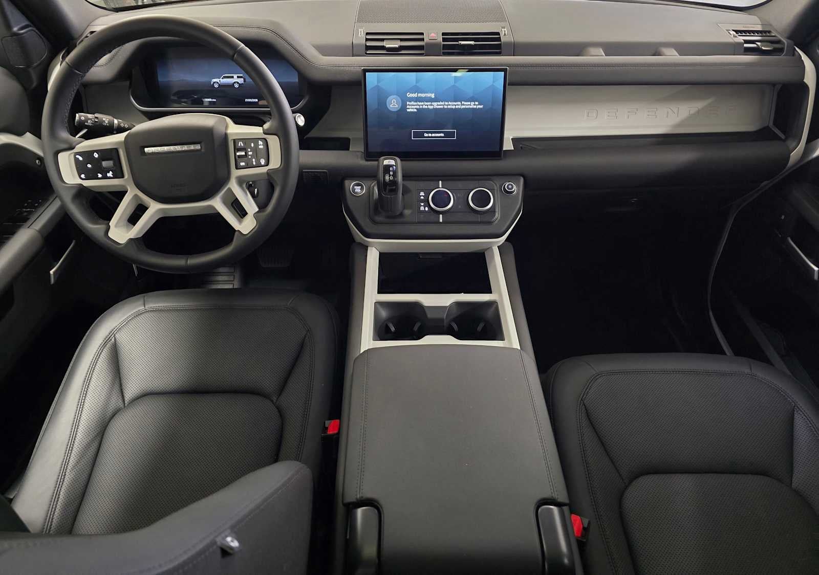 2025 Land Rover Defender S 130 P400