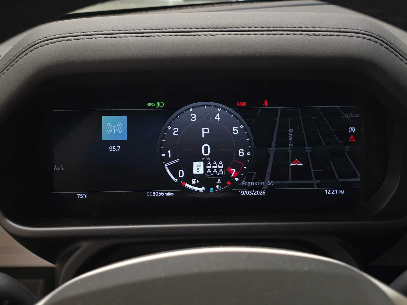 2025 Land Rover Defender S 130 P400