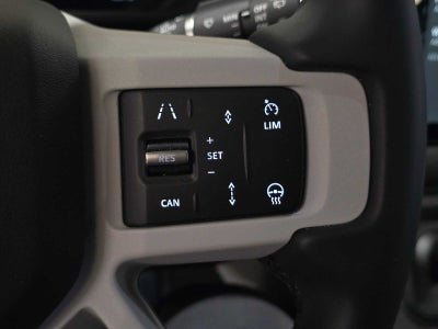 2025 Land Rover Defender S 130 P400
