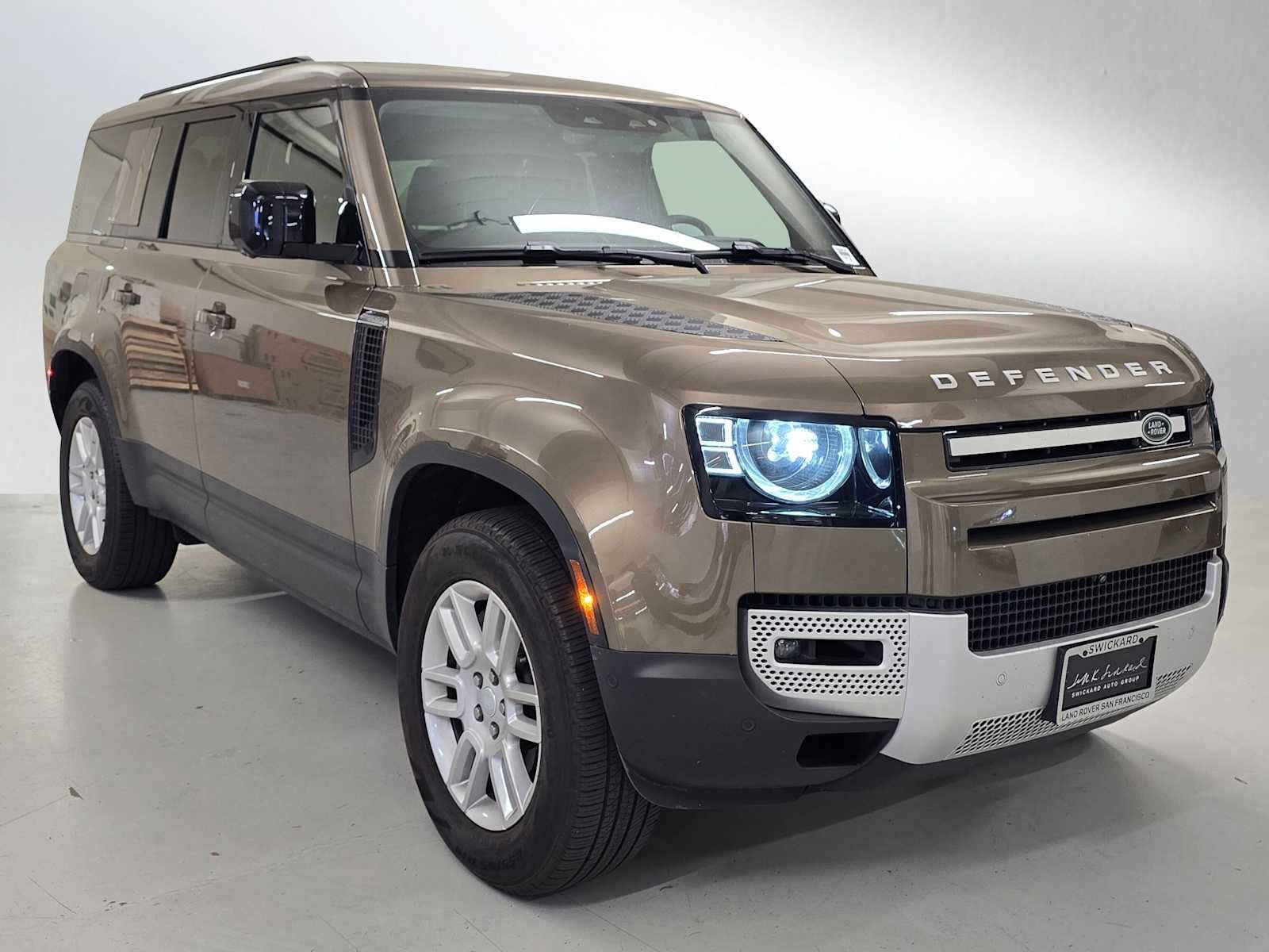 2025 Land Rover Defender S 130 P400