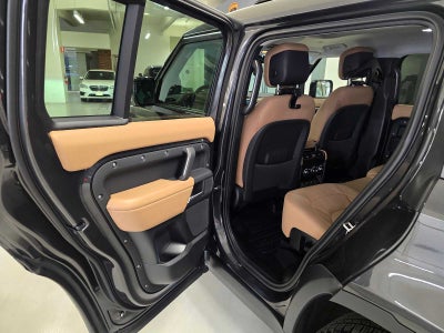 2025 Land Rover Defender S 130 P400