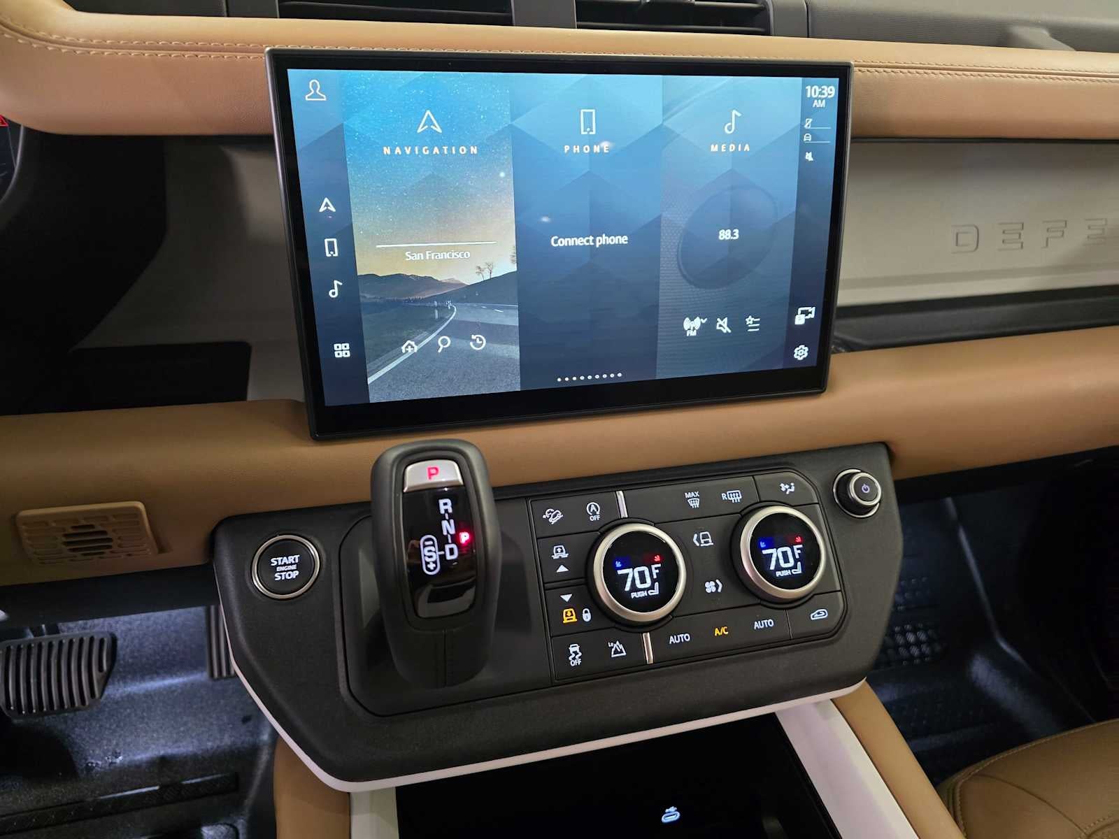 2025 Land Rover Defender S 130 P400