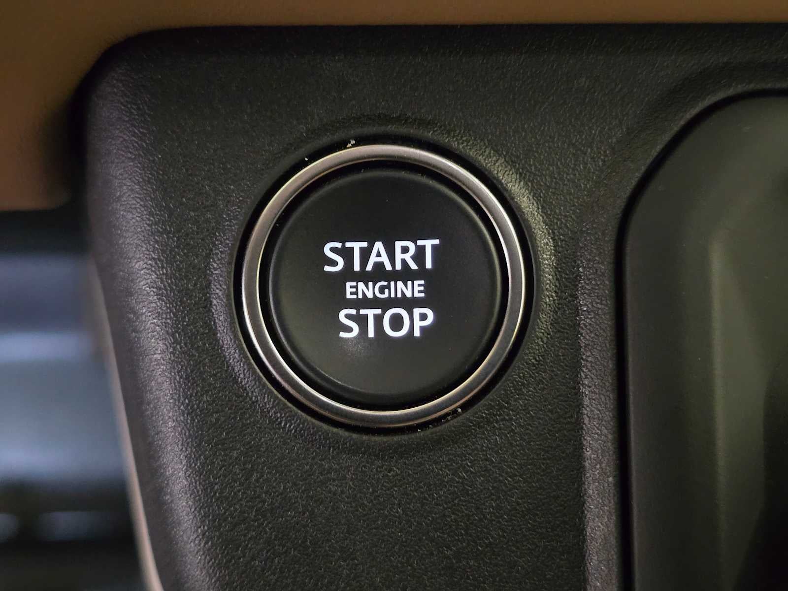 2025 Land Rover Defender S 130 P400