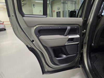 2023 Land Rover Defender SE 110 AWD