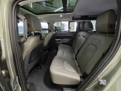 2023 Land Rover Defender SE 110 AWD