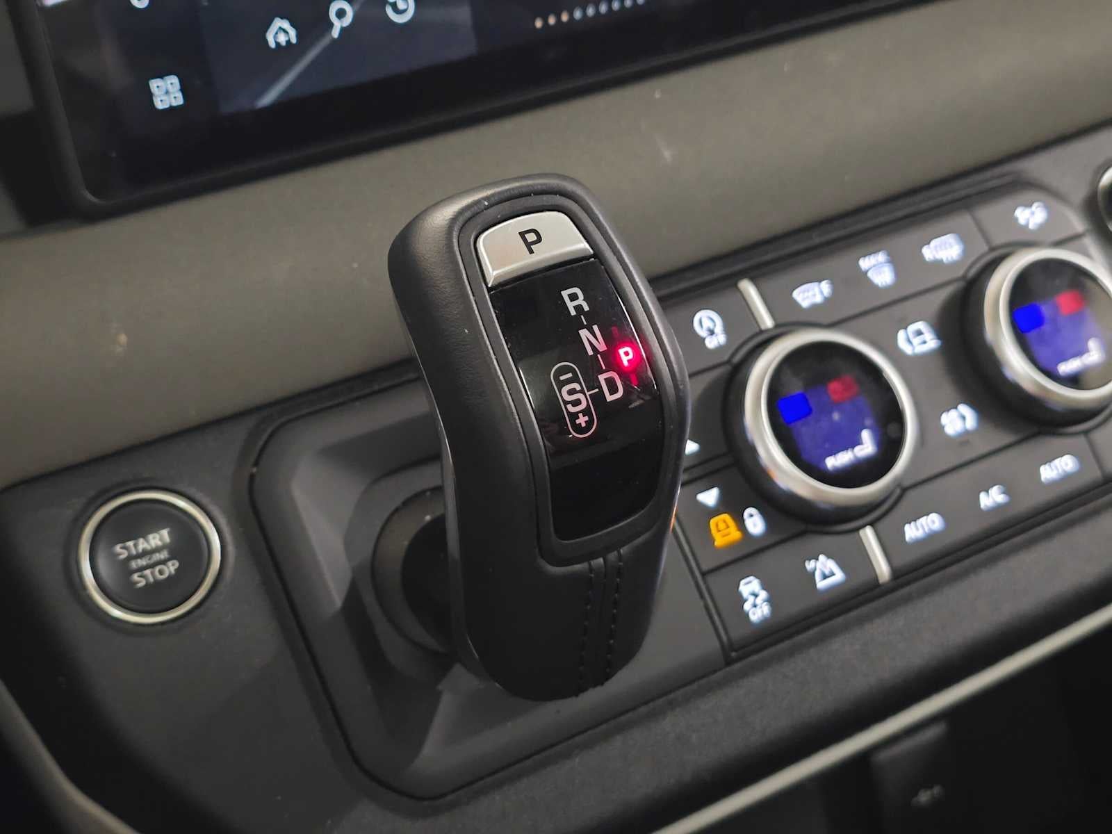 2023 Land Rover Defender SE 110 AWD