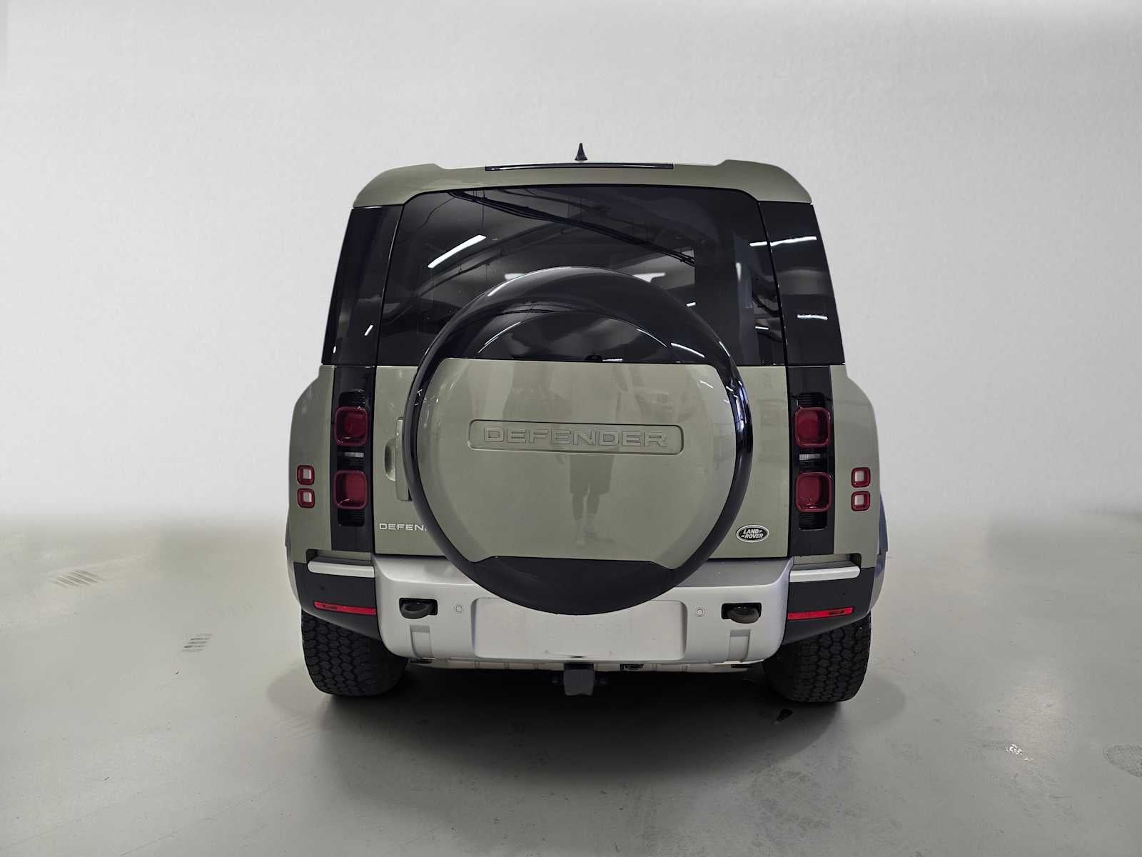 2023 Land Rover Defender SE 110 AWD