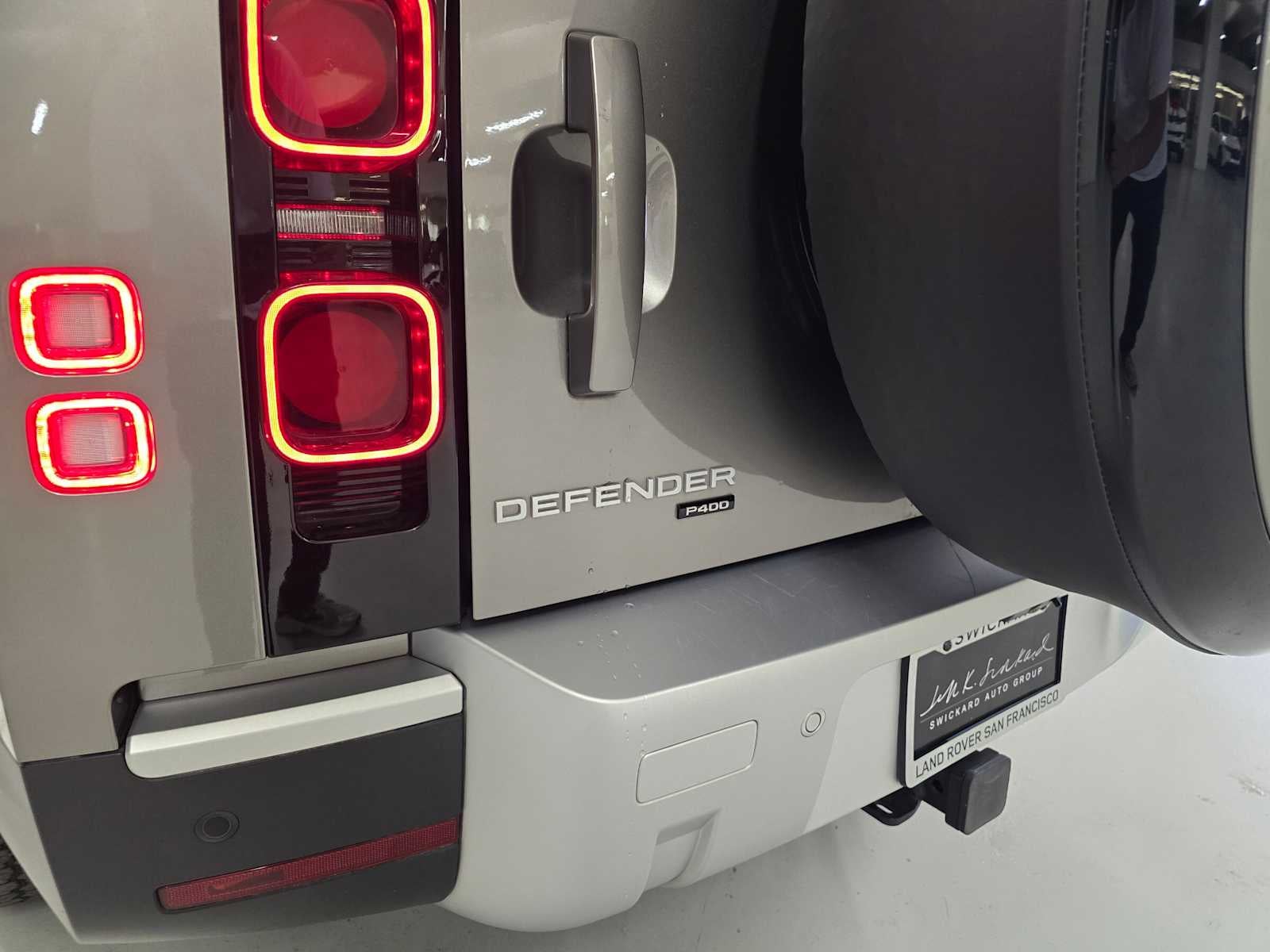 2023 Land Rover Defender SE 130 AWD