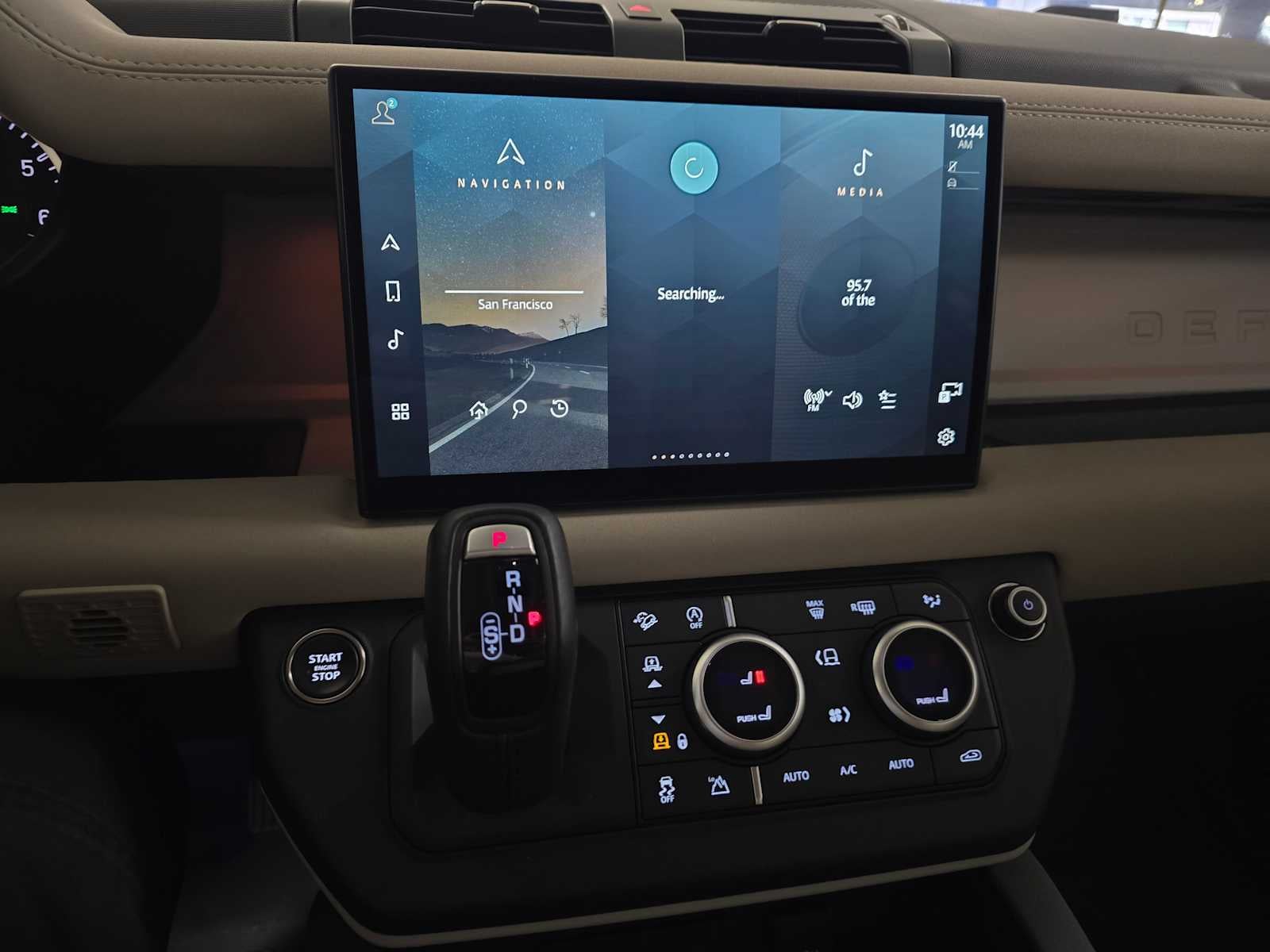 2023 Land Rover Defender SE 130 AWD