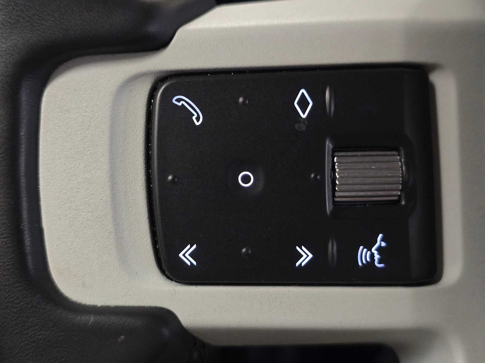 2023 Land Rover Defender SE 130 AWD