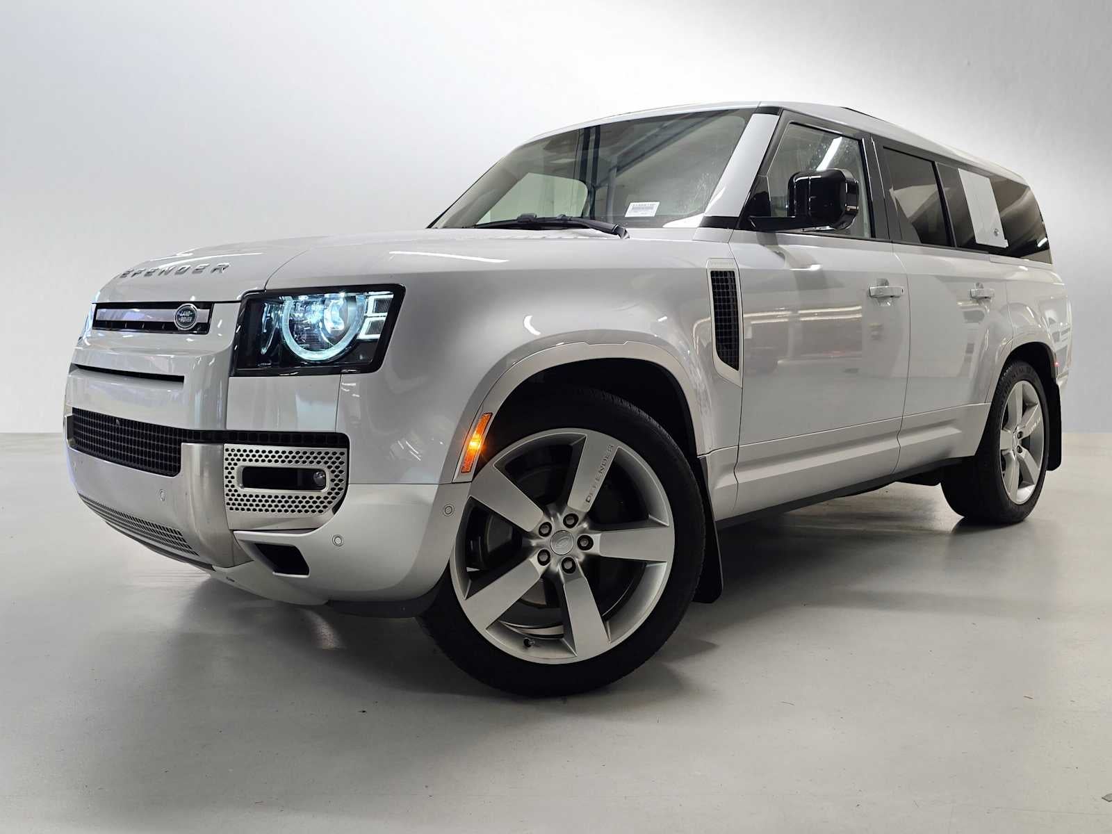 2023 Land Rover Defender SE 130 AWD