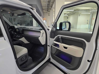 2023 Land Rover Defender SE 130 AWD