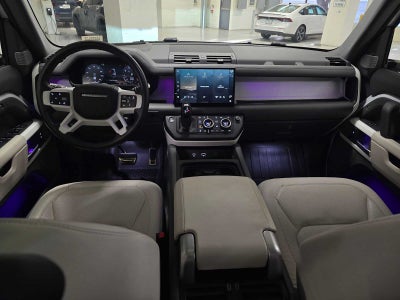 2023 Land Rover Defender SE 130 AWD