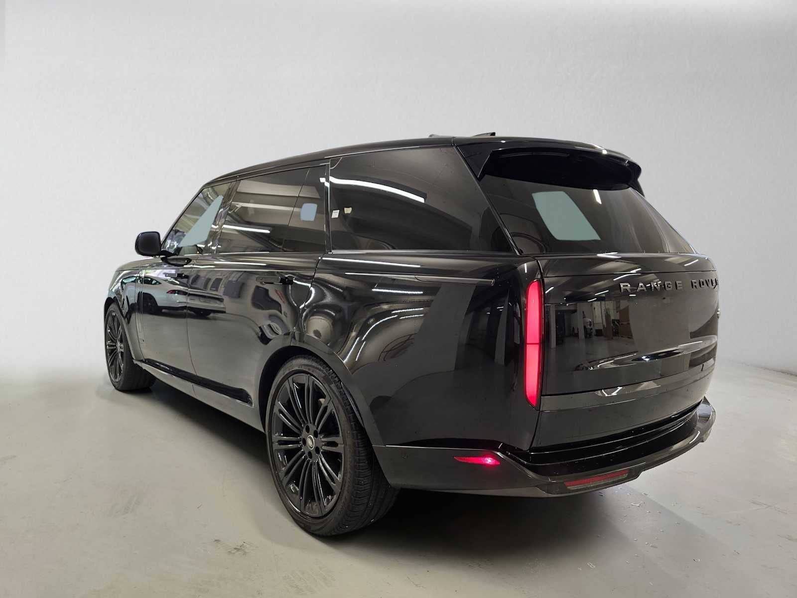 2023 Land Rover Range Rover Autobiography