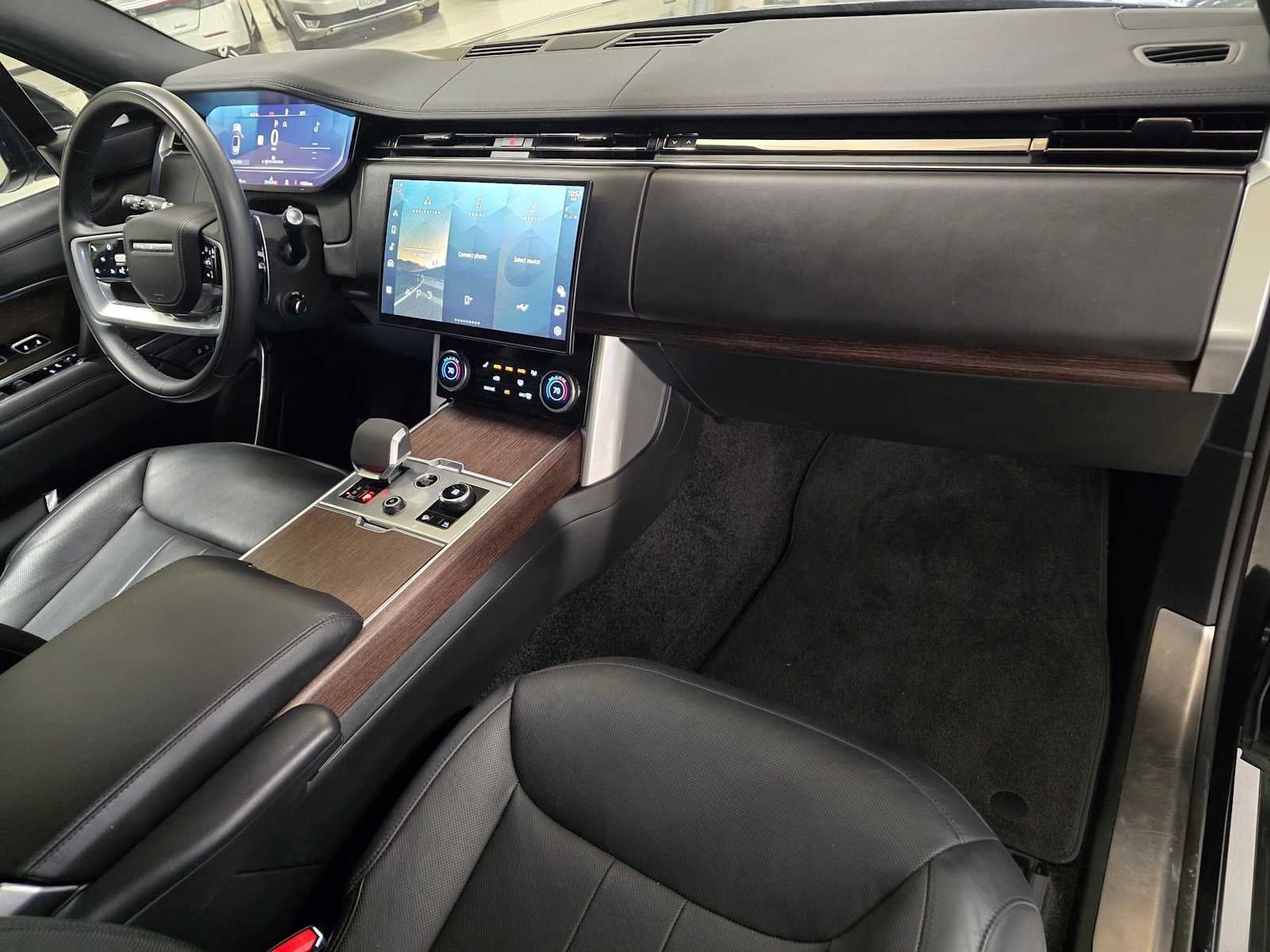 2023 Land Rover Range Rover SE