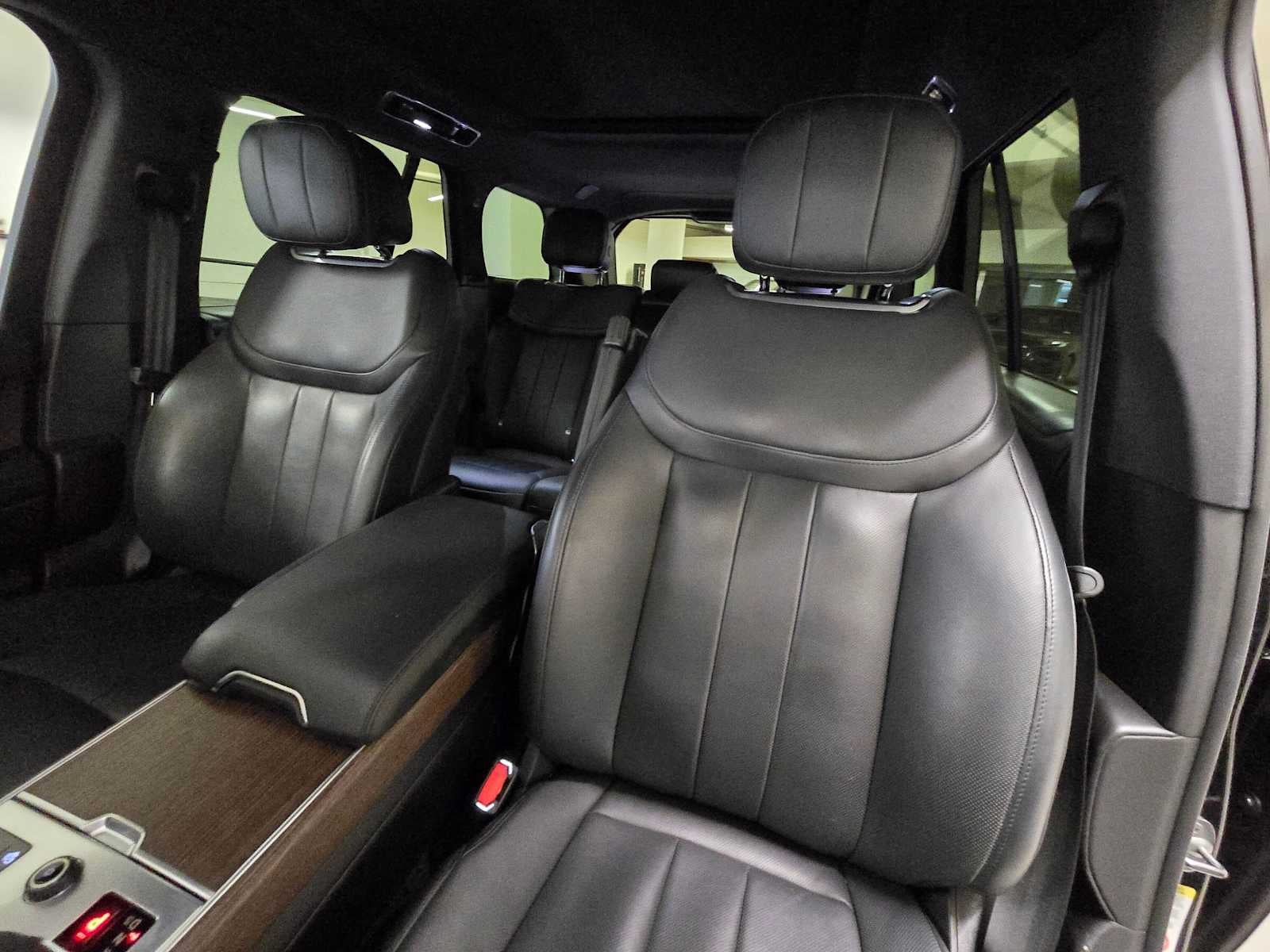 2023 Land Rover Range Rover SE