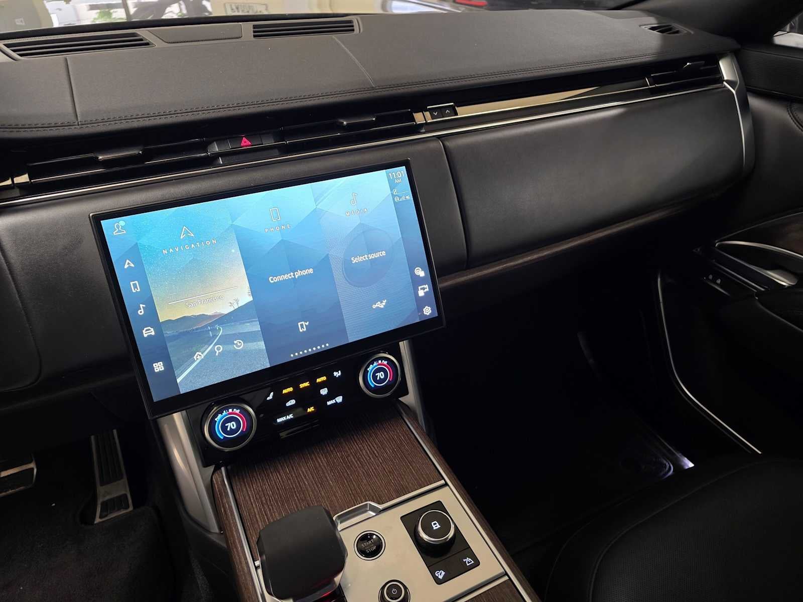 2023 Land Rover Range Rover SE