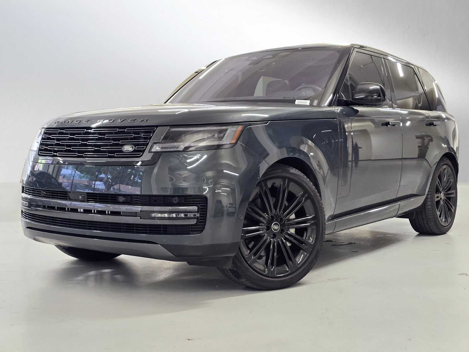 2023 Land Rover Range Rover SE