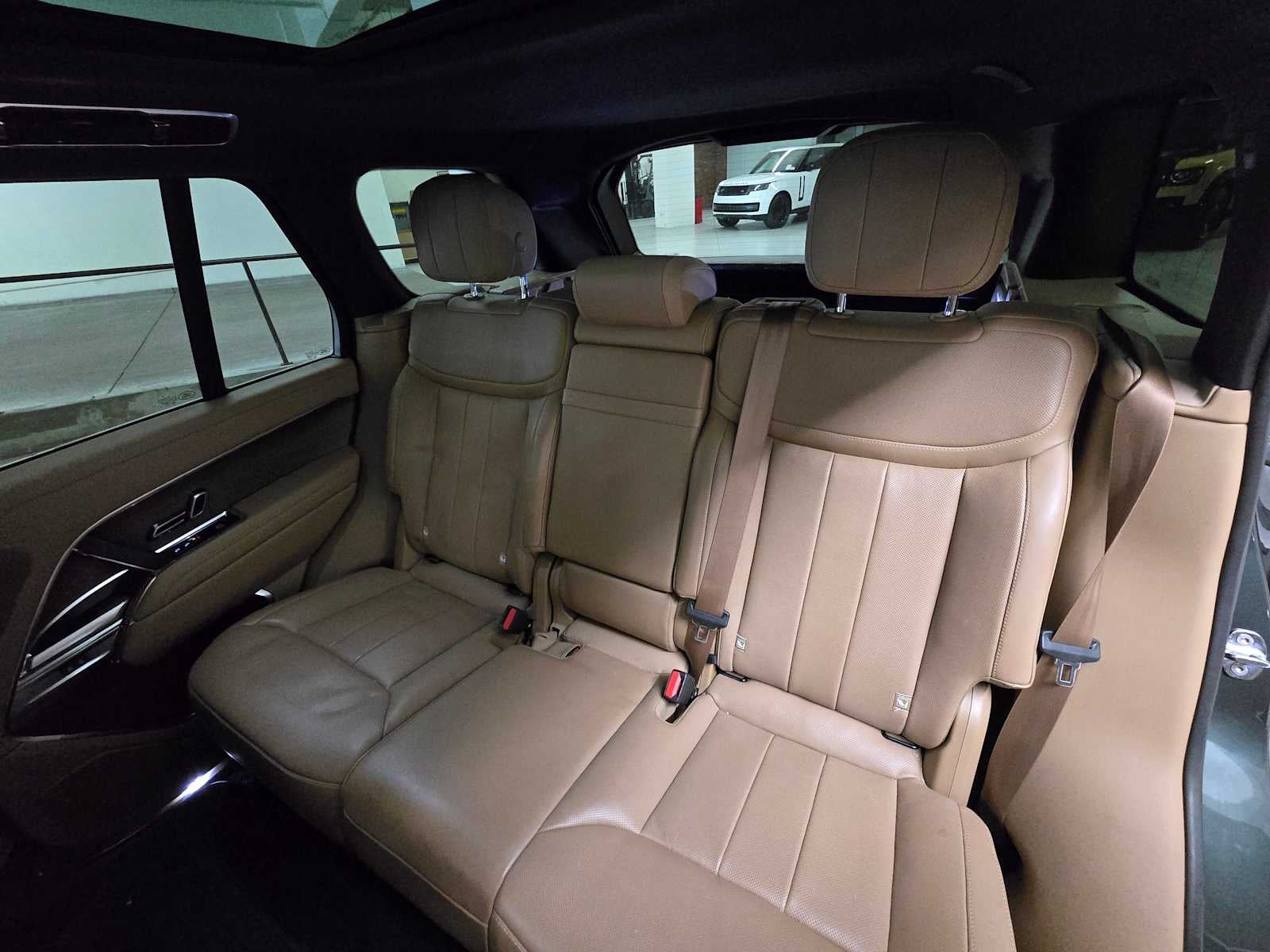 2023 Land Rover Range Rover SE