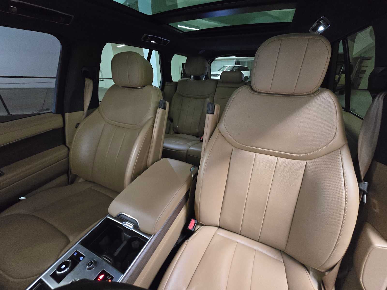2023 Land Rover Range Rover SE