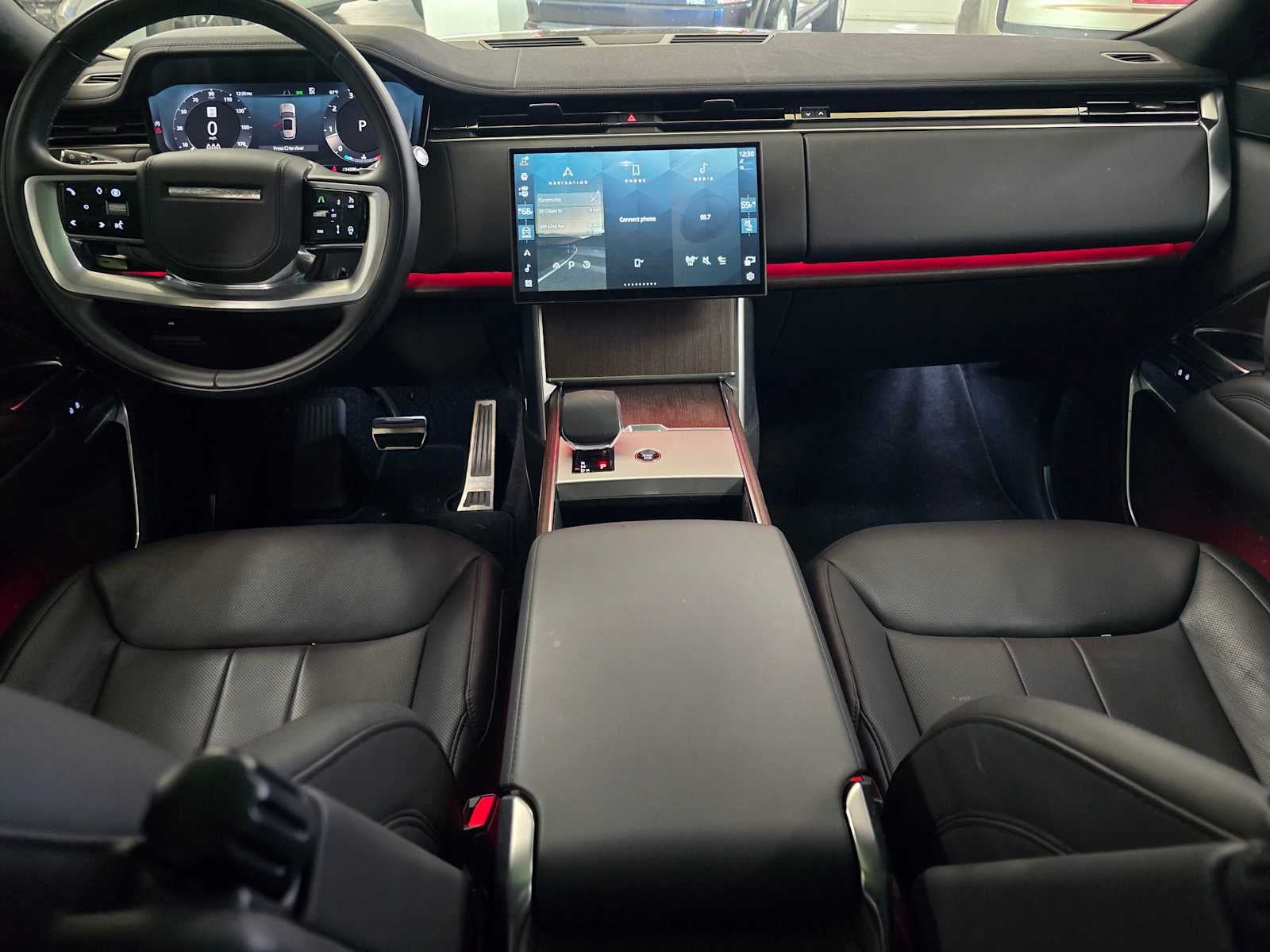 2025 Land Rover Range Rover SE