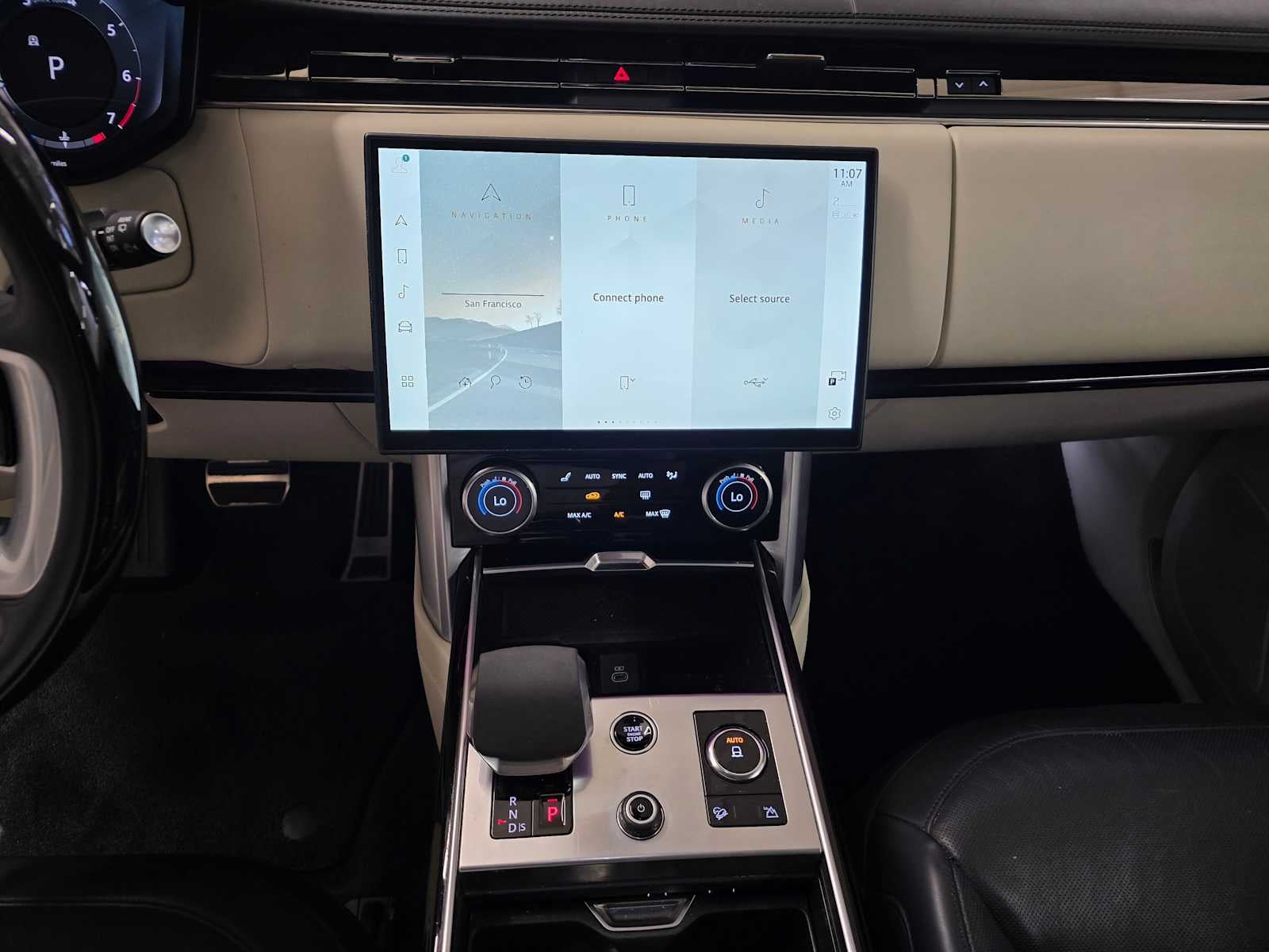 2023 Land Rover Range Rover SE