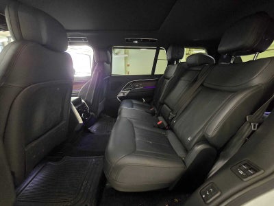 2023 Land Rover Range Rover SE