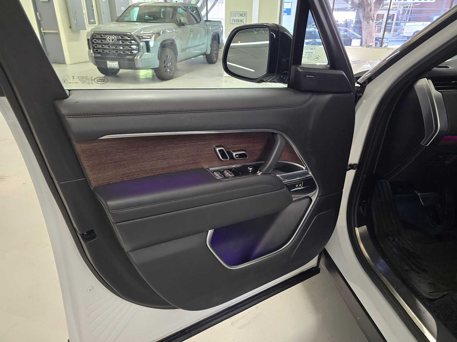 2023 Land Rover Range Rover SE