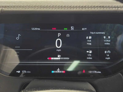 2023 Land Rover Range Rover SE