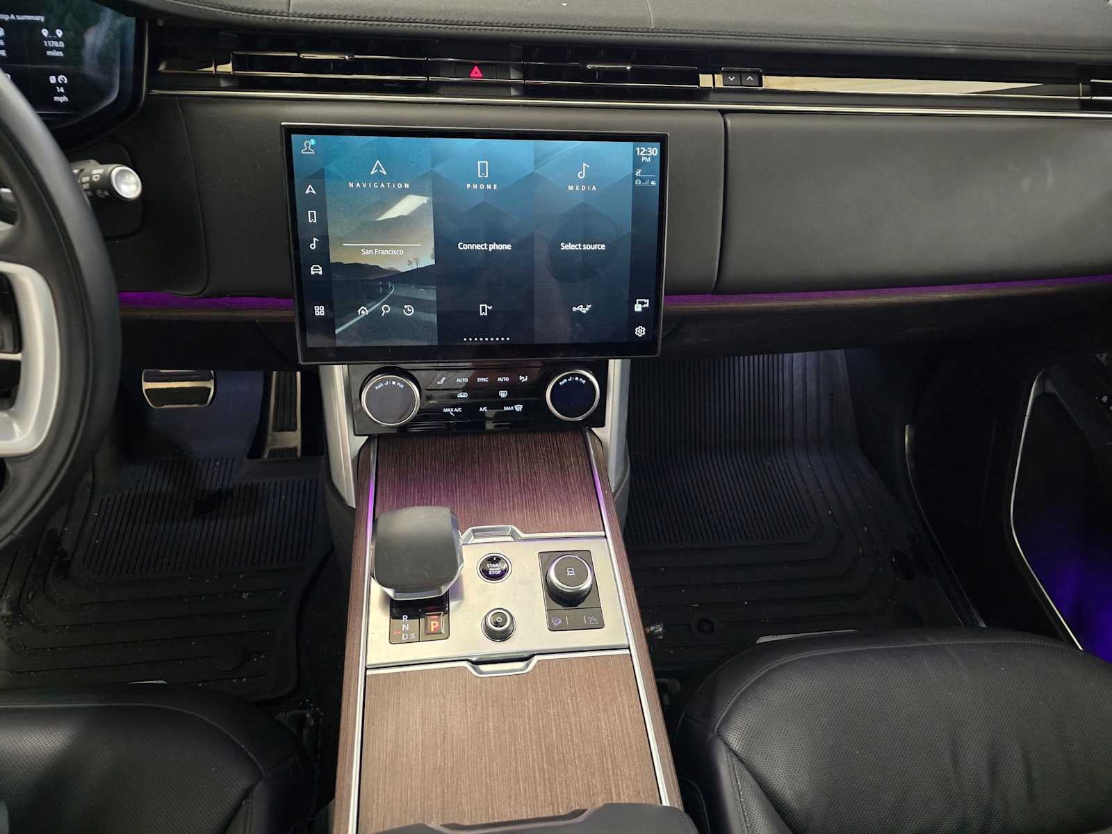 2023 Land Rover Range Rover SE
