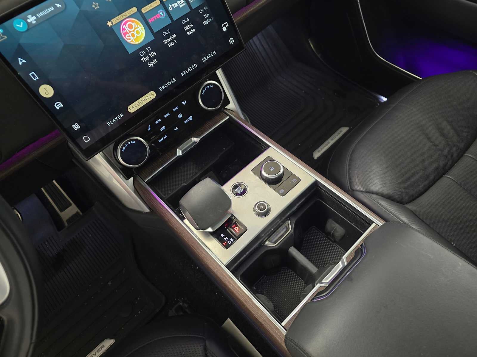 2023 Land Rover Range Rover SE