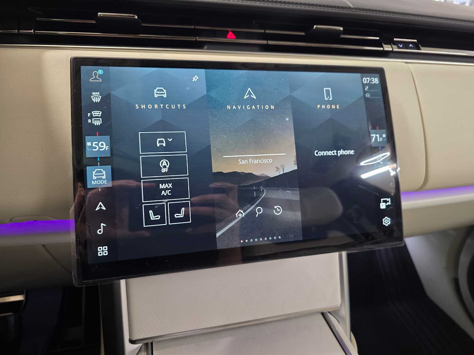 2025 Land Rover Range Rover SV