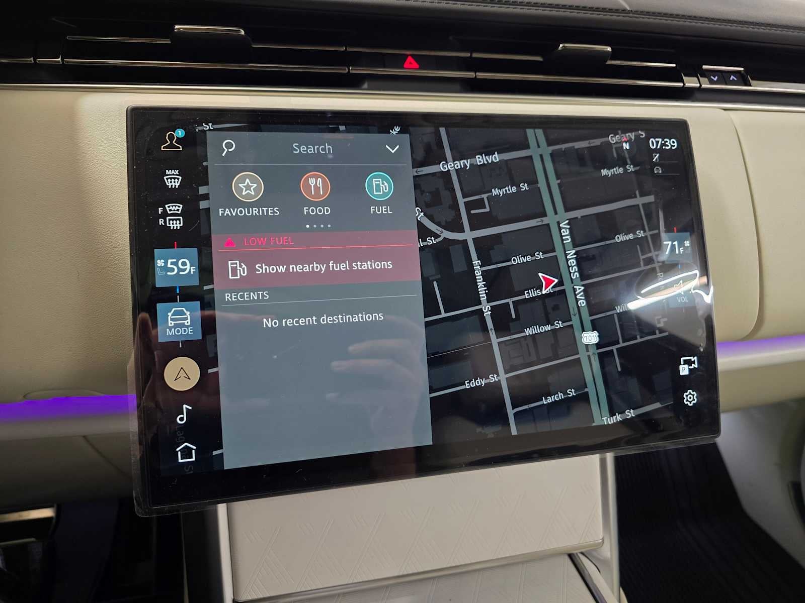 2025 Land Rover Range Rover SV