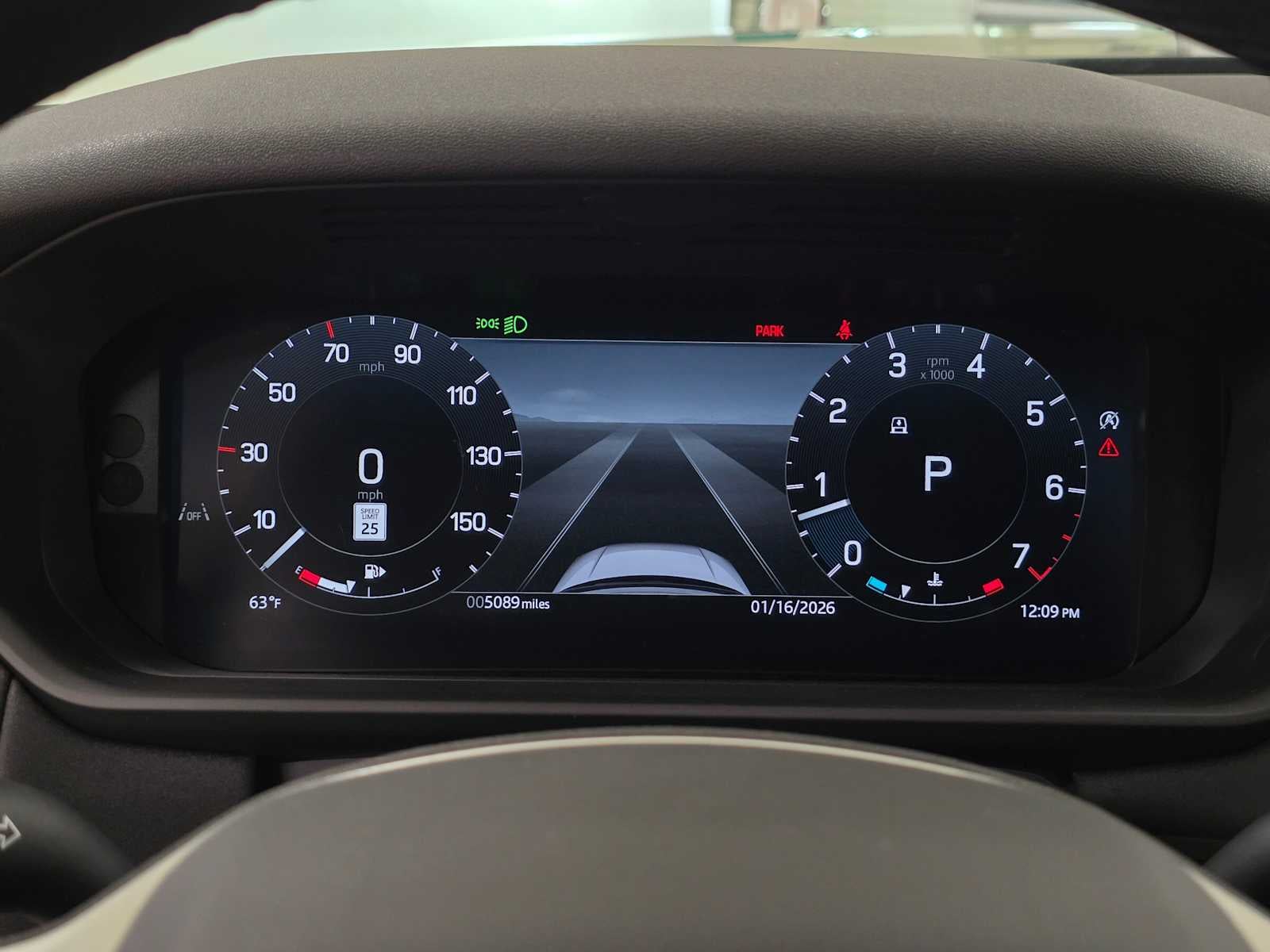 2025 Land Rover Discovery S