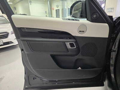 2025 Land Rover Discovery S