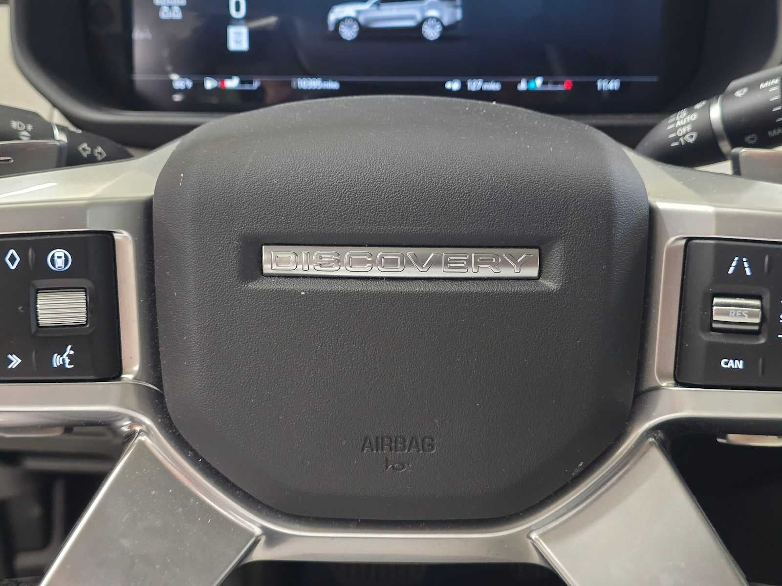 2025 Land Rover Discovery S