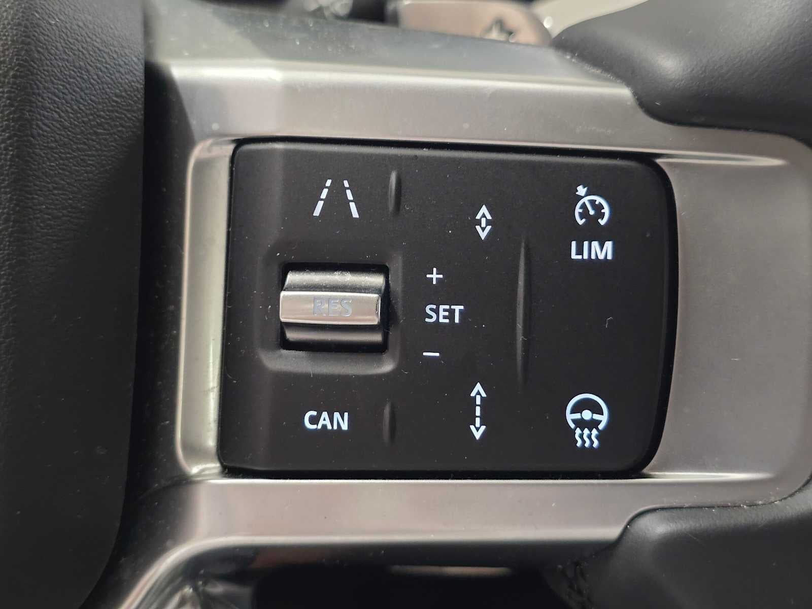 2025 Land Rover Discovery S