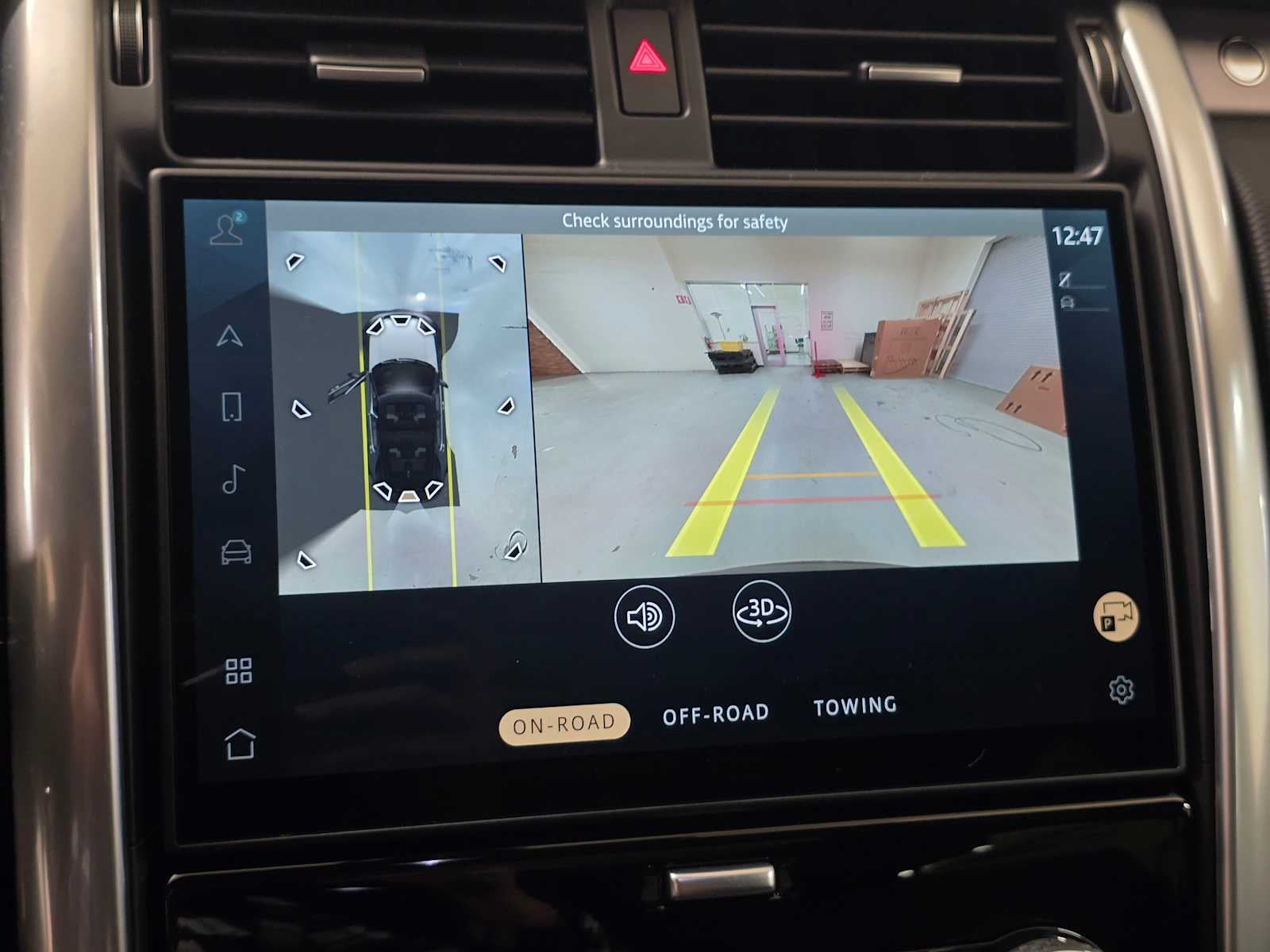 2025 Land Rover Discovery Dynamic SE