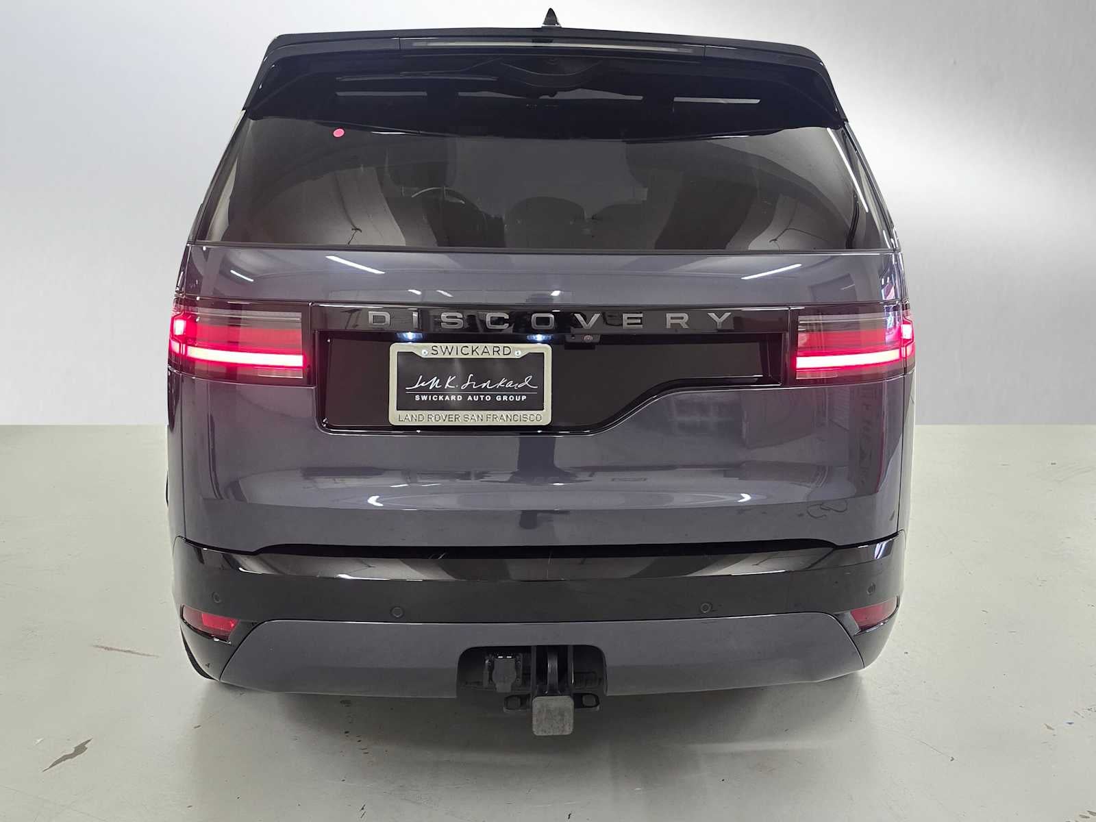 2025 Land Rover Discovery Dynamic SE