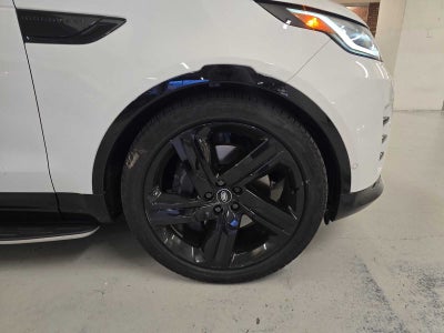 2025 Land Rover Discovery Dynamic SE